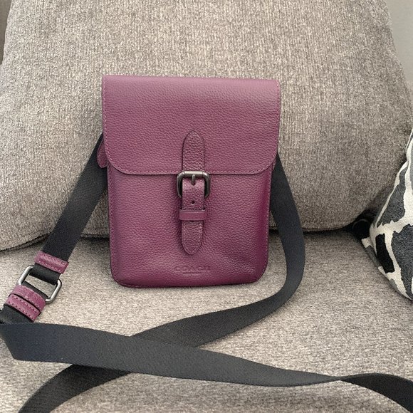 NEW AUTHENTIC COACH MENS LEATHER SMALL HUDSON CROSS BODY BAG #1309 Dark Grape - Picture 1 of 8